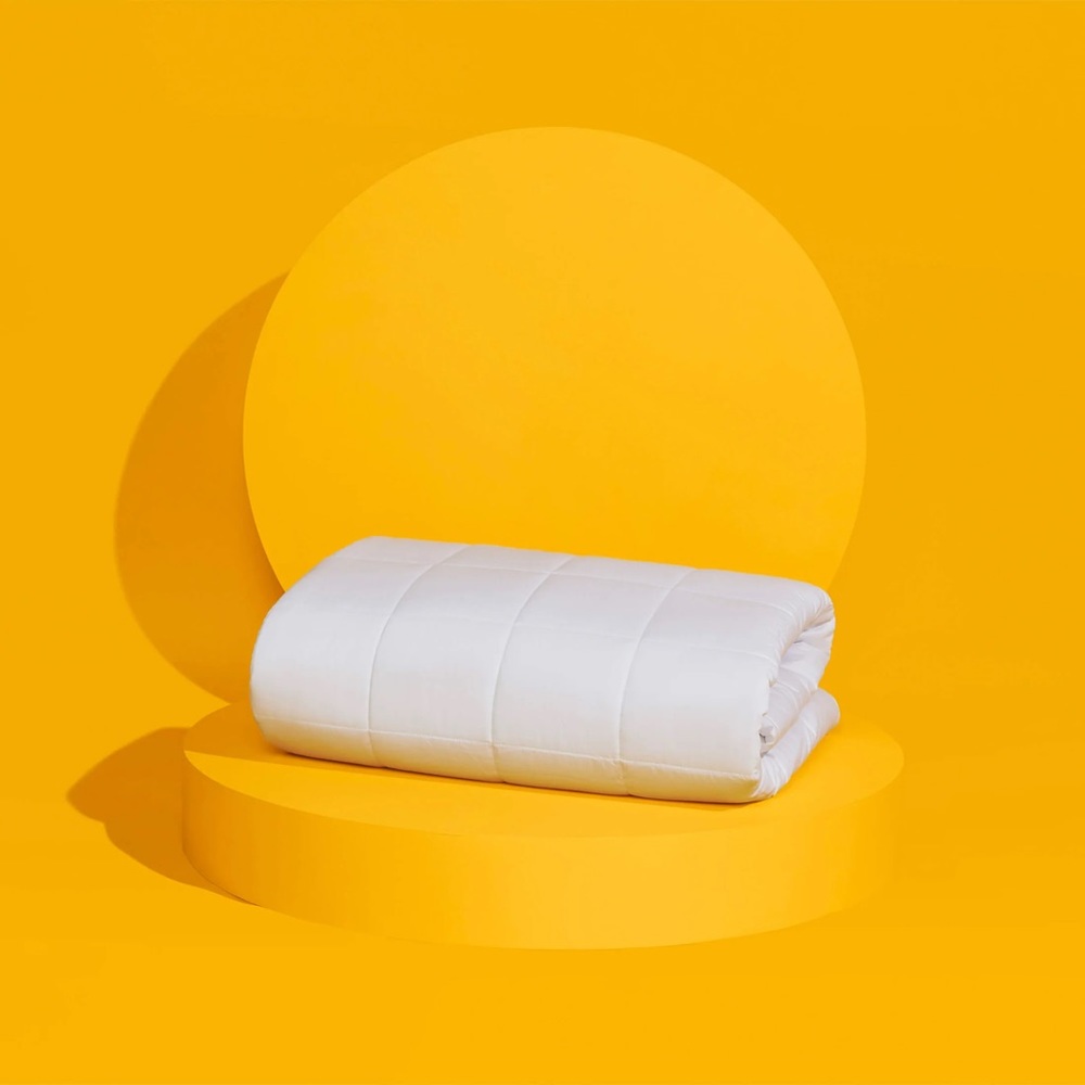 Slumber Cloud Lightweight Comforter